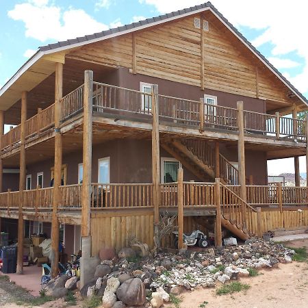 Bed and Breakfast Sunlit Oasis Notom Экстерьер фото